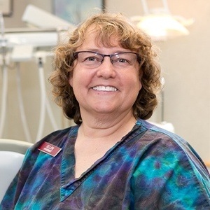 Dental hygienist Ellen