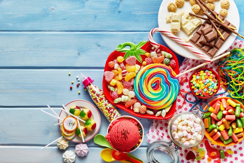 variety of sweet treats that cause sugar cravings